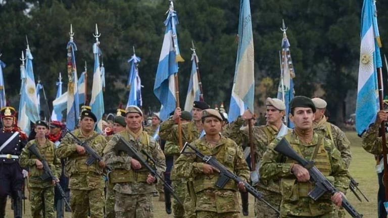 Guerra ajena : Milei quiere mandar soldados argentinos a pelear contra Irán: sumisión exterior, crisis adentro